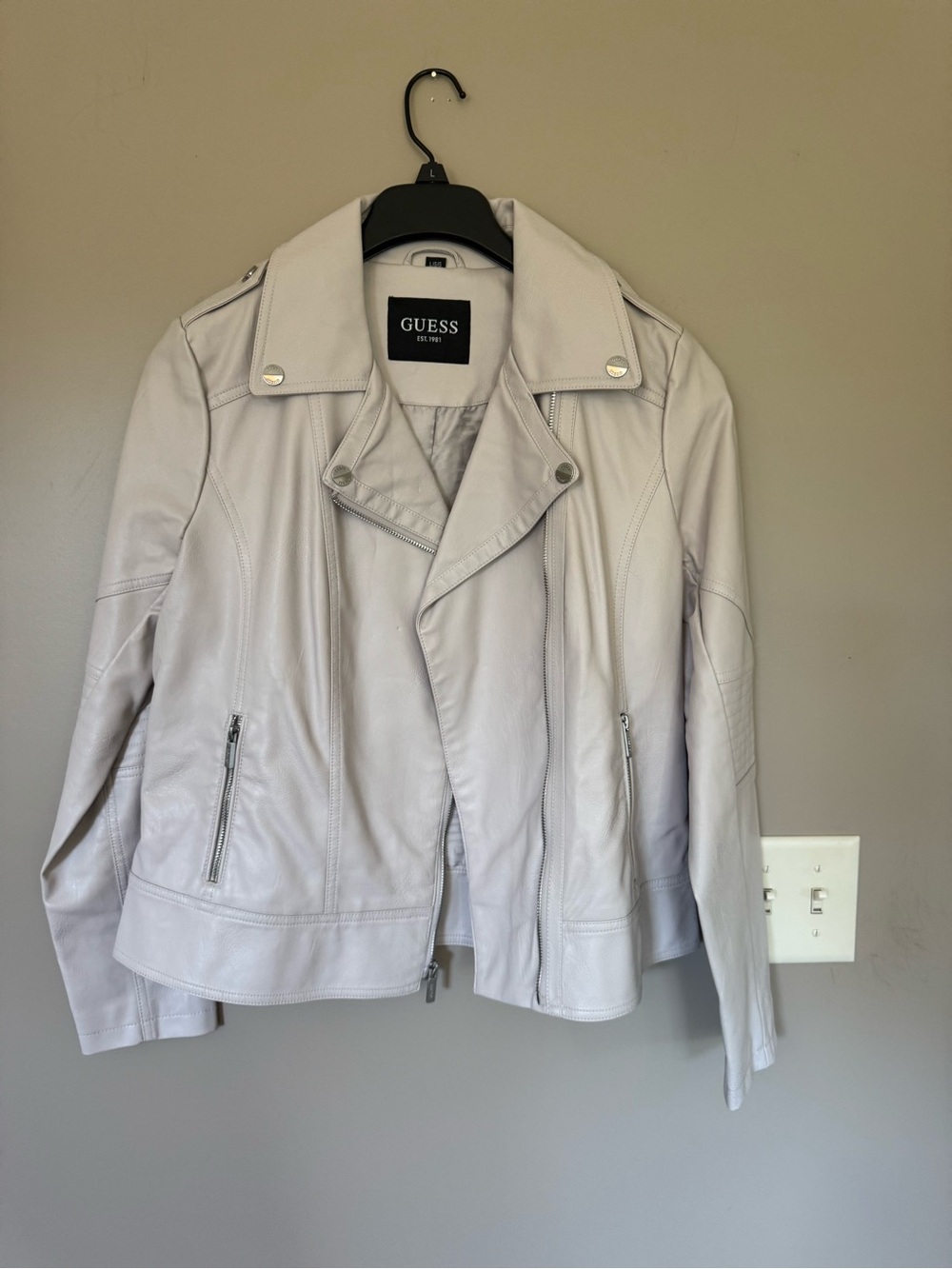 Guess Women's Off White Faux Leather Moto Jacket - NEVER WORN